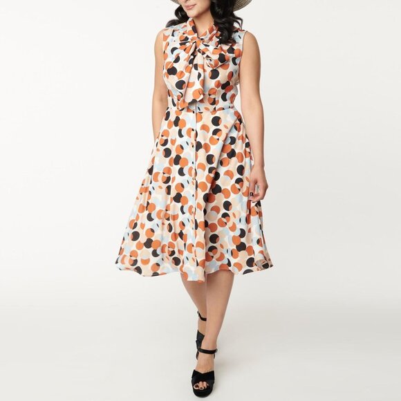 Unique Vintage Dress ✨️Rare Find!✨️Retro Style✨️ - Picture 3 of 9